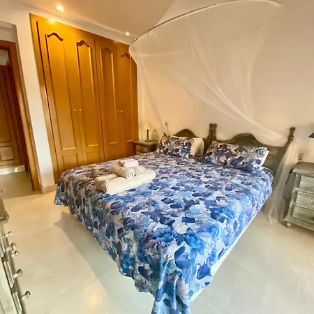 Luna-apartment With Pool-sea View Apartment