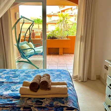 Luna-apartment With Pool-sea View