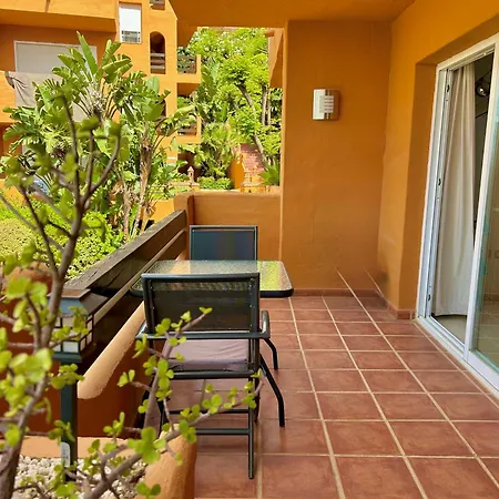 Luna-apartment With Pool-sea View