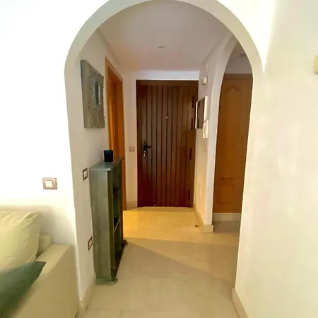 Luna-apartment With Pool-sea View